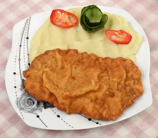 Bečka šnicla 400g
