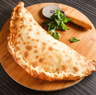 Pizza Calzone 