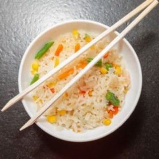 Arroz Frito con Tres Delicias
