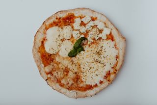Quatro Formaggi (4 ser) 32cm