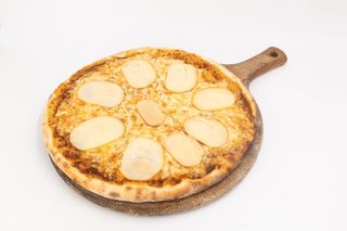 Quattro formaggi pizza