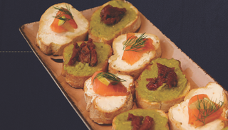 Брускети микс (300г)