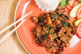 Smażony boczek w sosie ostrygowym