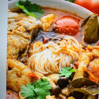 Tom yum noodles soup 