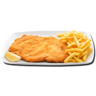 Pechuga empanada con patatas