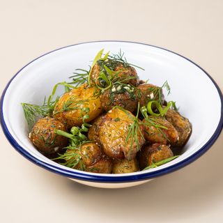 Смажена картопля з часником та зеленню (200г)