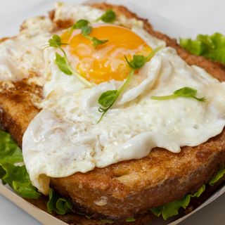Sandwich croque madame / Сэндвич крок мадам 			
