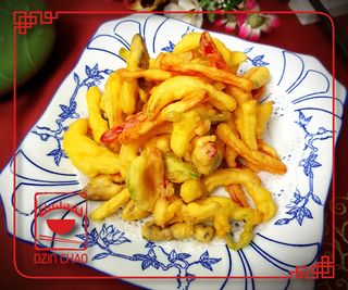 J20 პანირებული მწვანე წიწაკა, კარტოფილი, სტაფილო და ჩინური სოკო