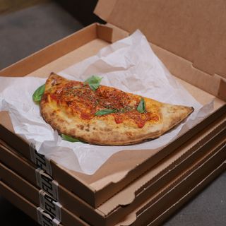 PIZZA CALZONE DE BOLETUS