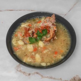 Kwaśnica na żeberku wędzonym