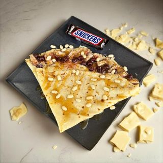 Palačinka Cherry snickers