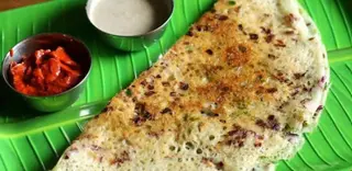 Onion Rava Masala Dosa (V)