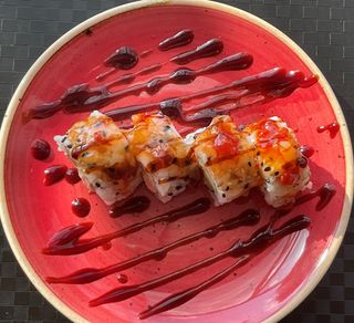 Grilled Lachs Uramaki