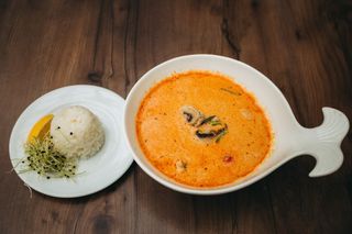 Том Ям з креветкою, кальмарами та рисом 500г