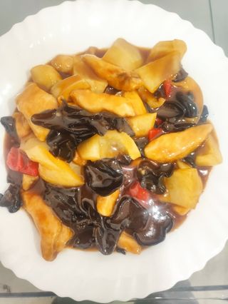 Piletina sa pečurkama i paprikom u secuan sosu—45