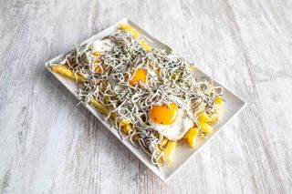 Huevos Rotos Con Gulas