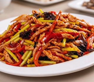 1041 Piletina u kineskom ribljem sosu (bez ribe) 420g/鱼香肉丝
