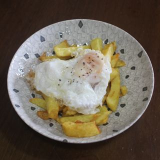 Patatas con huevo 
