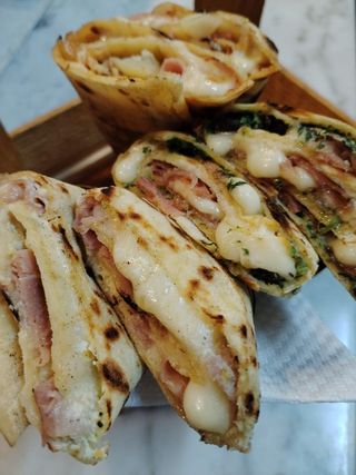 Piadina con speck maiorchino