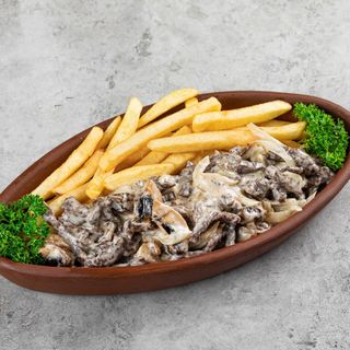 Телятина в сливочном соусе