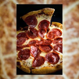 Пицца "Салями"