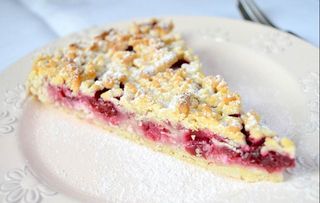 Tarte cu vanilie si visine 150 gr.