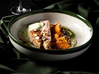 Куряче філе на шкірі (280г)