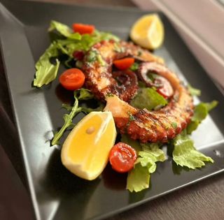 Caracatita la gratar