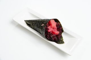 Spicy tuna Temaki