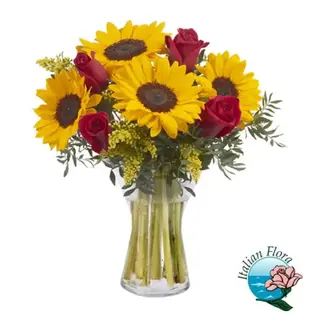 Mazzo di rose rosse e girasoli