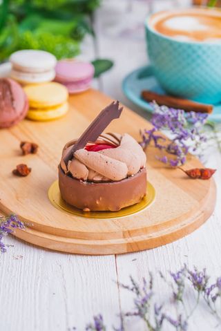 Пирожное "Брауни с вишней" 