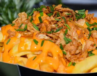 Patatine con cheddar e bacon croccante 2 pax