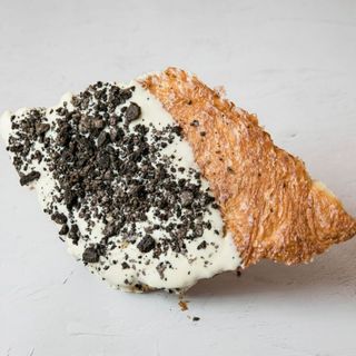Flat Croissant Oreo