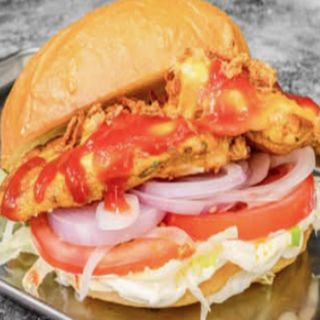Menú hamburguesa con pollo clásico