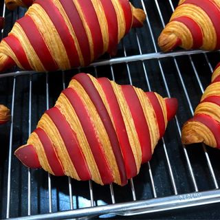 Croissant vanilie-zmeura