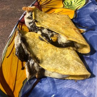 Quesadilla De Huitlacoche sin gluten 
