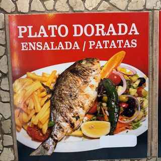 Plato dorada