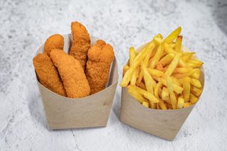 Combo chicken fingers 5 i veliki pomfrit