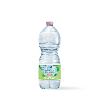 Acqua naturale