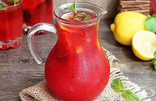 Домашна лимонада от малина