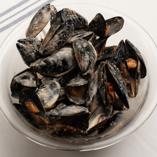 Musclos de roca a la brava