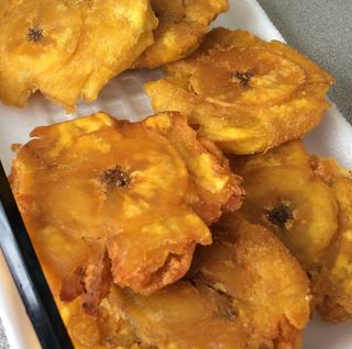 Porción De Patacones