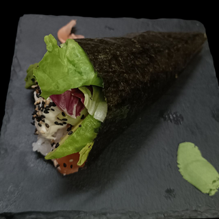 TEMAKI DE ANGUILA