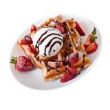 Gofre De Fresas Con Chocolate Caliente Y Helado