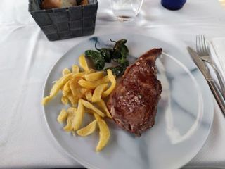 Careta Con Pimientos De Padrón