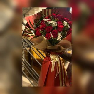 13.Veliki buket crvenih ruža