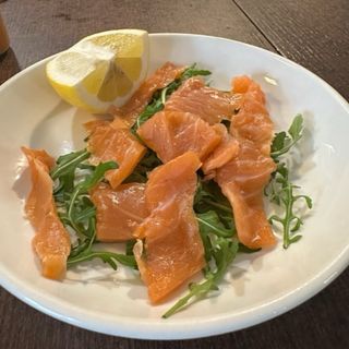 Salmone affumicato con rucola