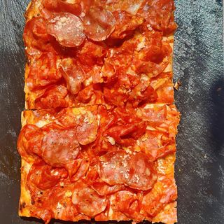 Pizza Due Salami Medie