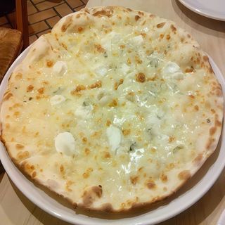 Pizza 4 Quesos (Grande)