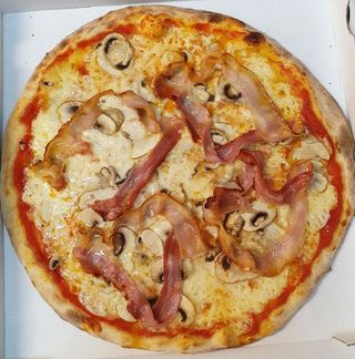 Pizza Con Embutido Otoño (33 Cm.)